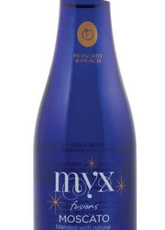 Myx Moscato & Peach Fusions