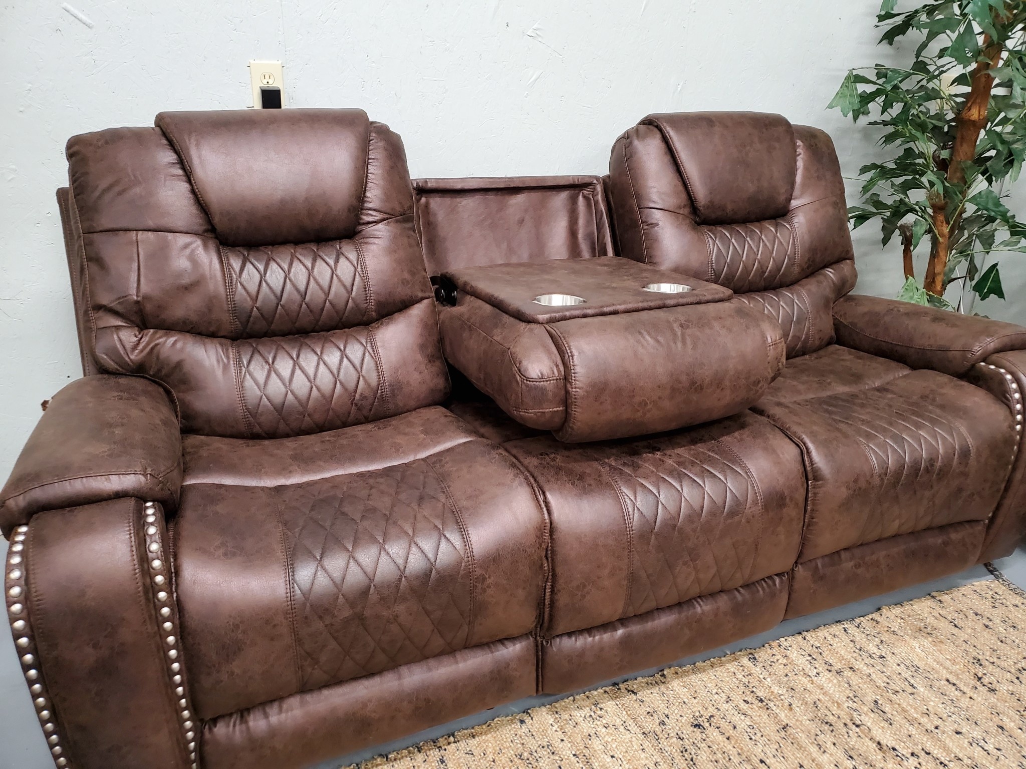  Austin Chocolate Dual-Reclining Sofa w Drop-Down console 