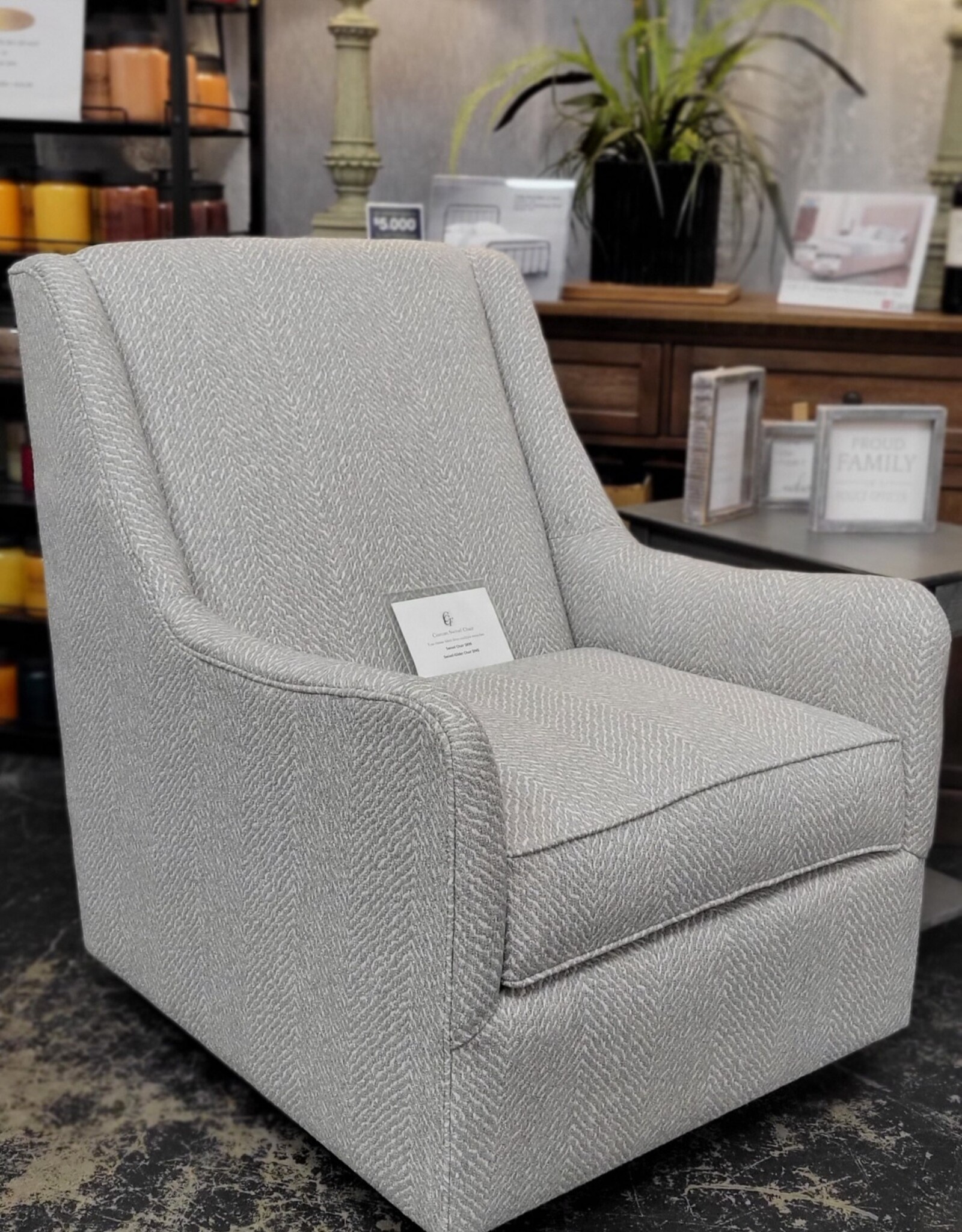 Carolina Custom Furniture Victoria Custom Swivel Chair (30" W x 35" D x 39" T)