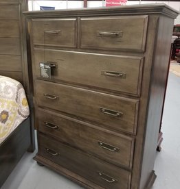 Lane Grayson Chest of Drawers