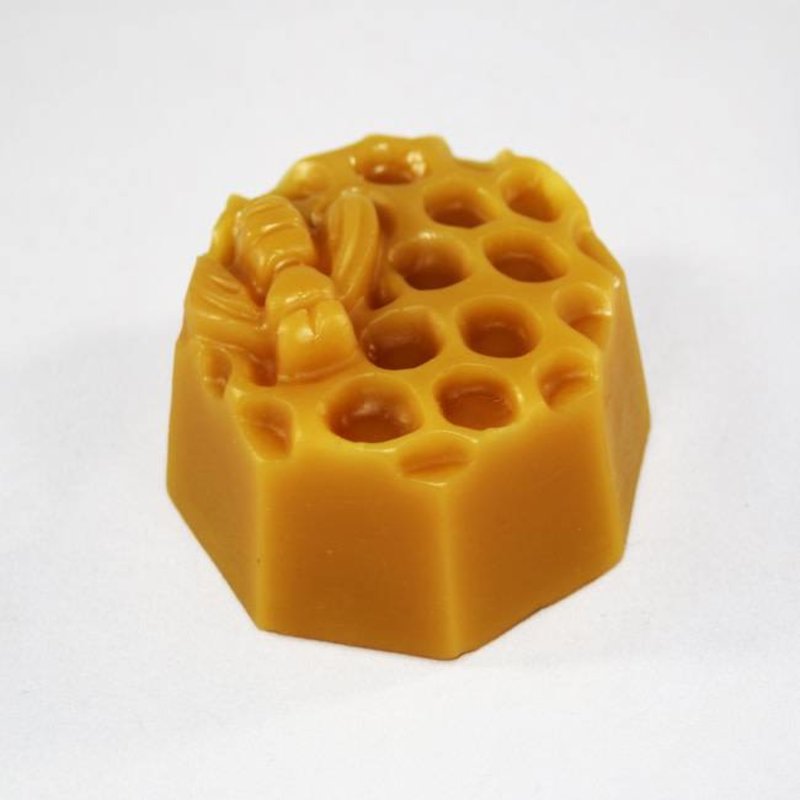 Round Comb with Bee Decorative Beeswax