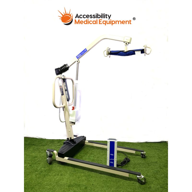 REF: Invacare Reliant 450 Electric Sit to Stand Lift with Charger,  Battery, and Sling