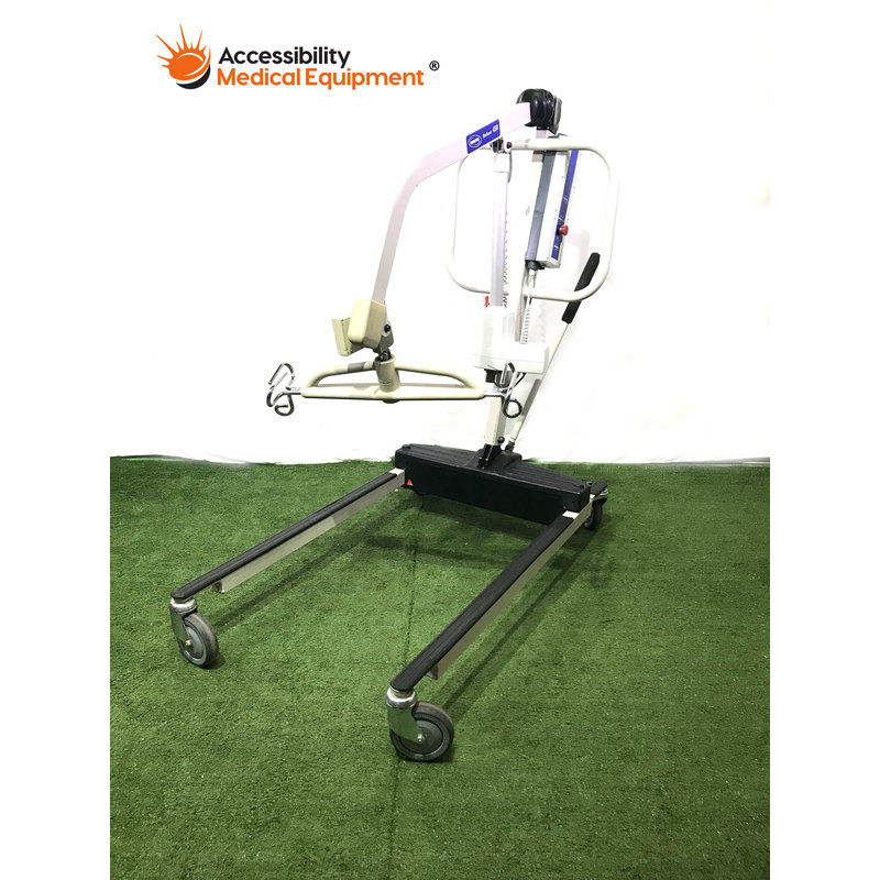 Refurbished Invacare Reliant 450 Electric Patient Lift with Working Batteries and Digital Patient Scale Refurbished Invacare Reliant 450 Electric Patient Lift with Working Batteries and Digital Patient Scale