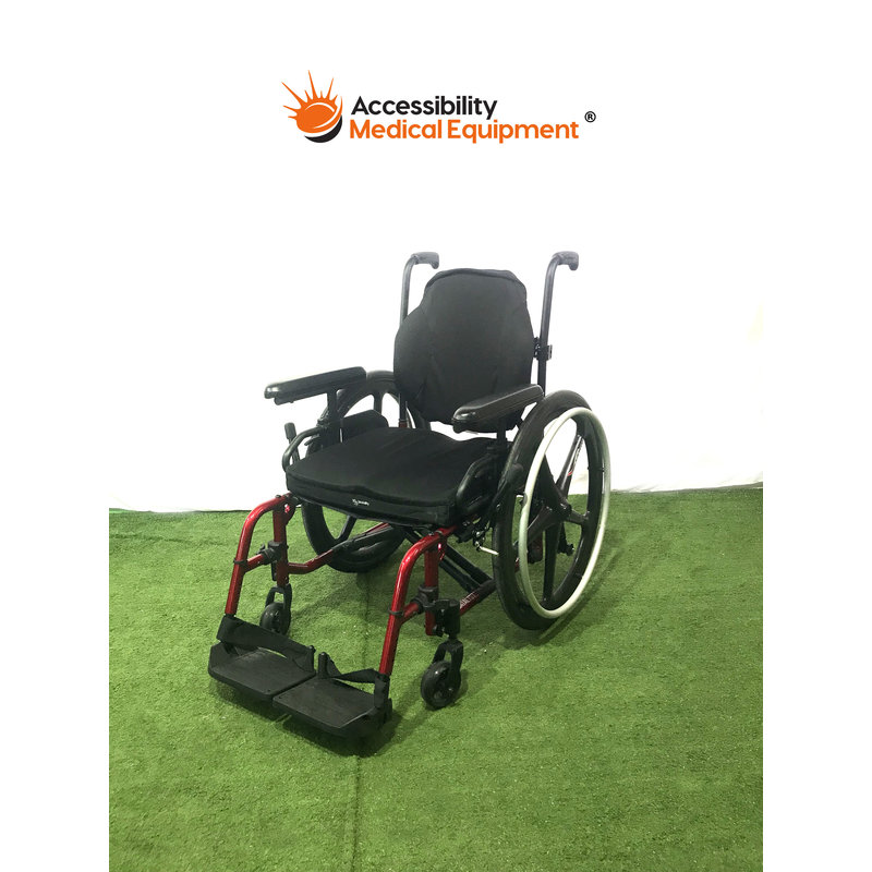 Refurbished Ki Mobility Catalyst 5Vx Manual Wheelchair
