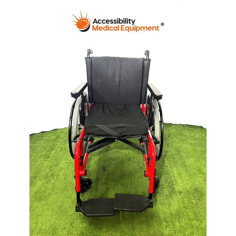 Refurbished TiLite Aero X Manual Wheelchair