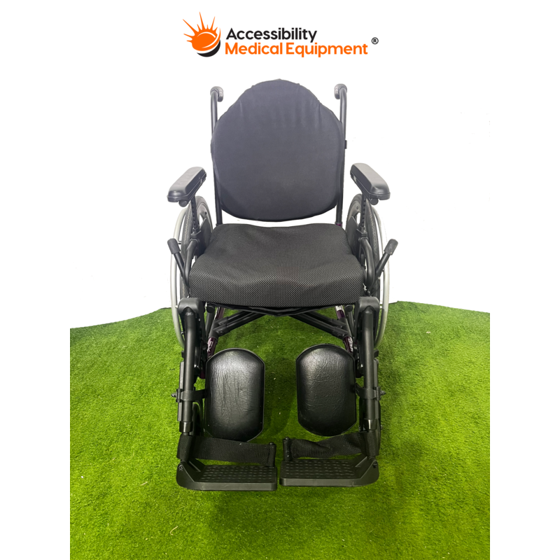 Refurbished Ki Mobility Catalyst 5VX Manual Wheelchair, Purple