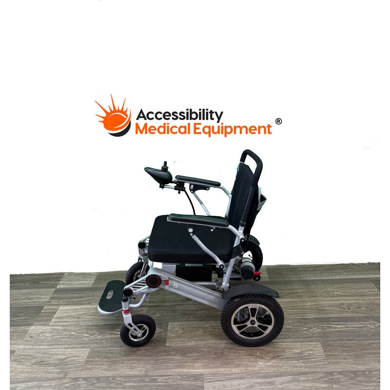 RETURNED - Lightweight Suitcase Folding Power Wheelchair - Like New
