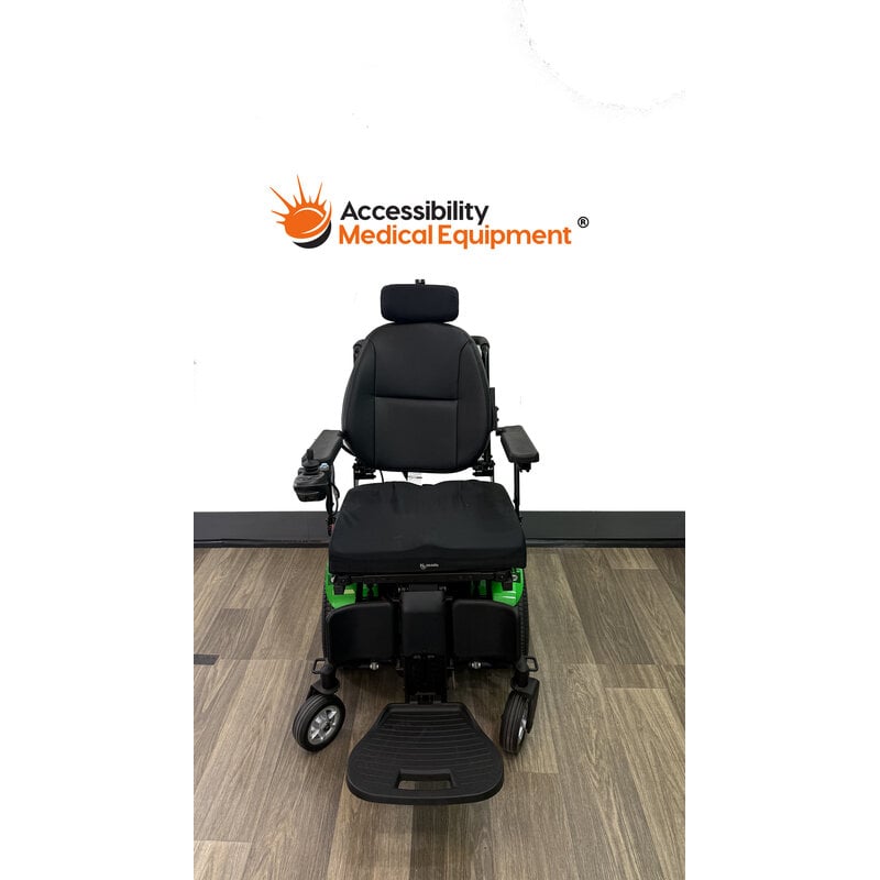 Refurbished MERITS Velocity Power Wheelchair with 20" Seat - 55 Ah Batteries Included