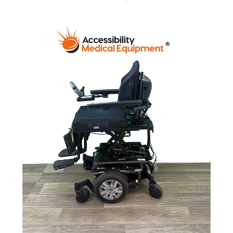 Refurbished Pride Quantum 2.0 iLevel Power Wheelchair with 18" Seat - New Batteries