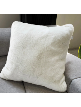Rug Factory Plus Chinchilla Pillow 20"x20"