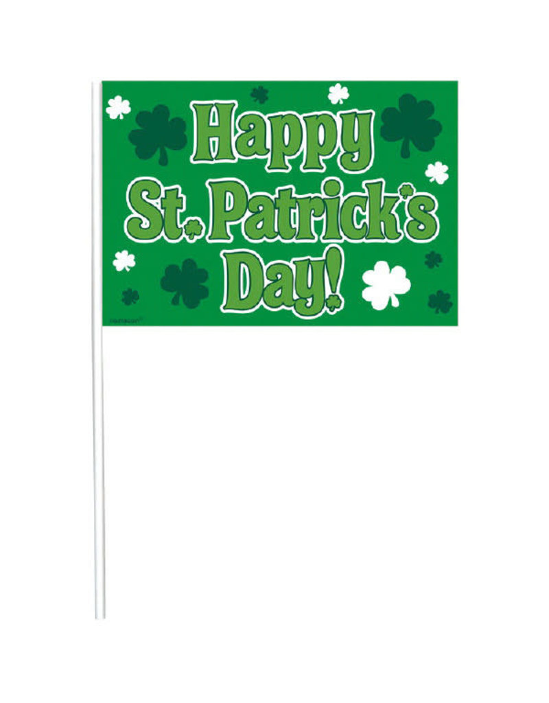Plastic Flags: Happy Saint Pat's Day (12pk.)
