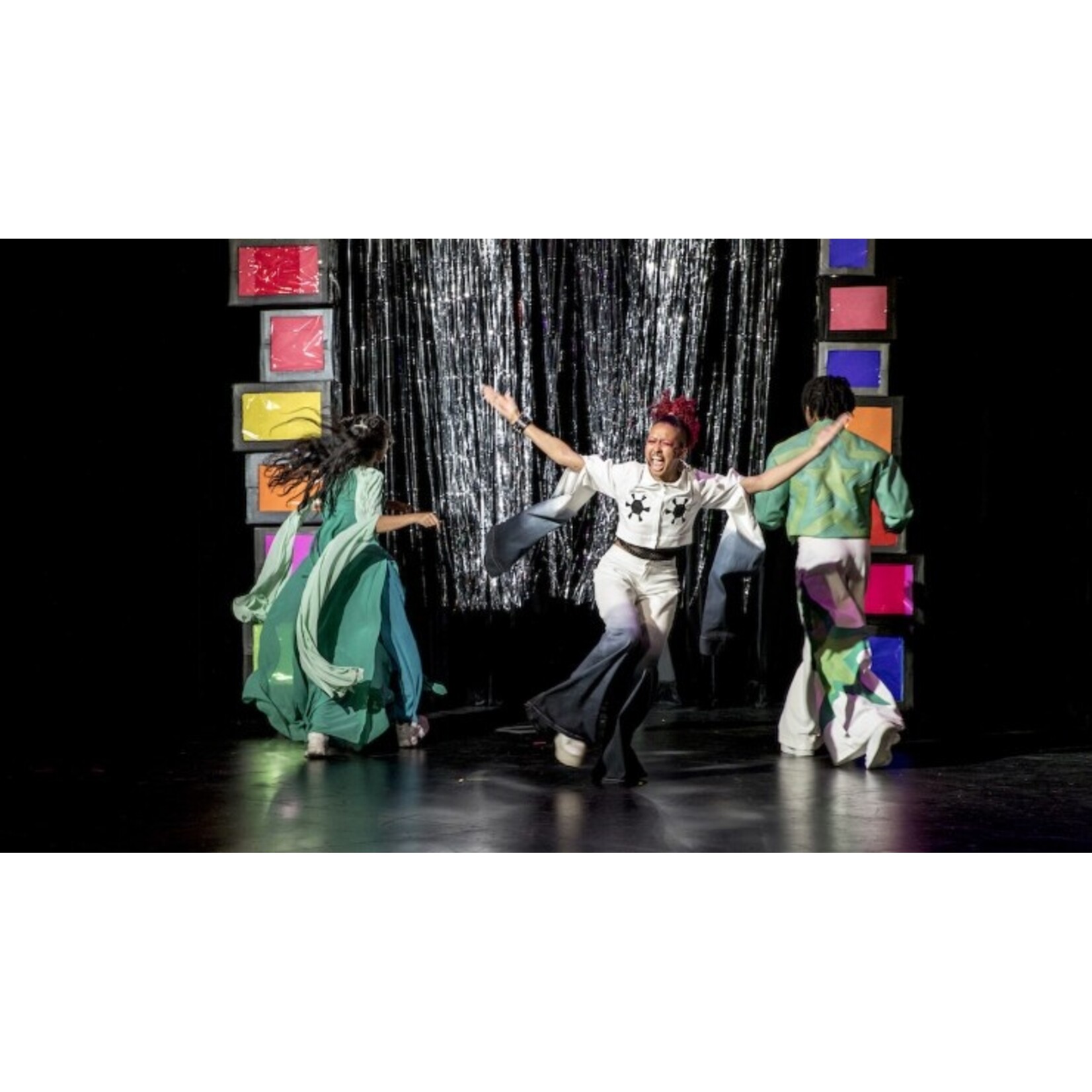 FB 439.01 Multi Media Event II