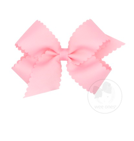 Wee Ones Medium Scallop Bow in Light Pink