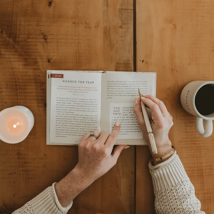 Sweet Water Decor 90 Devotions to Empower Hardworking Women