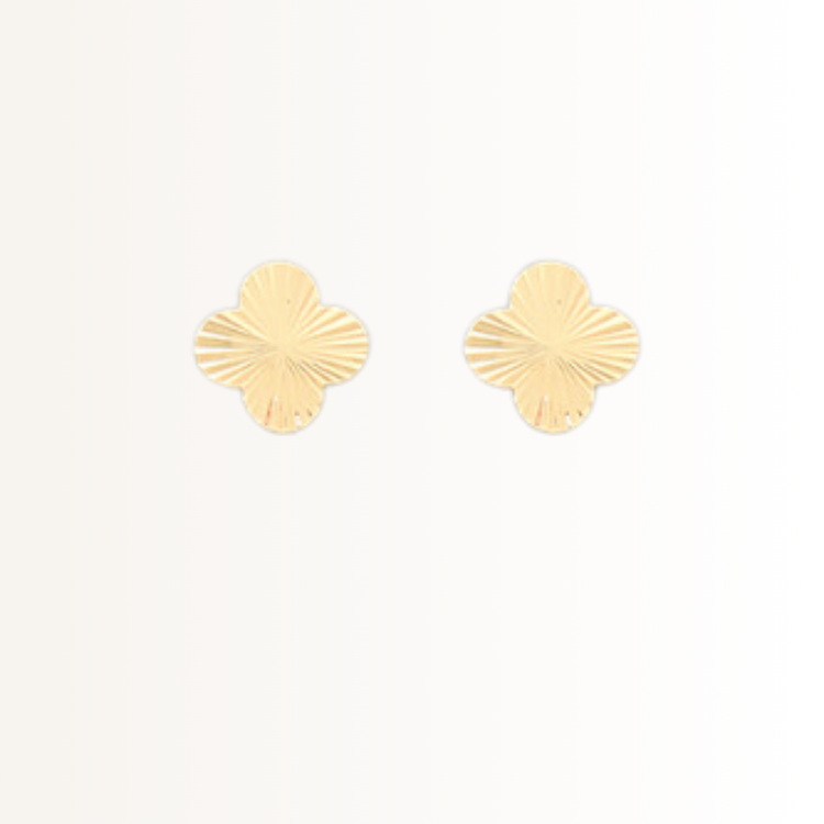 Ribbed Clover Stud Earrings