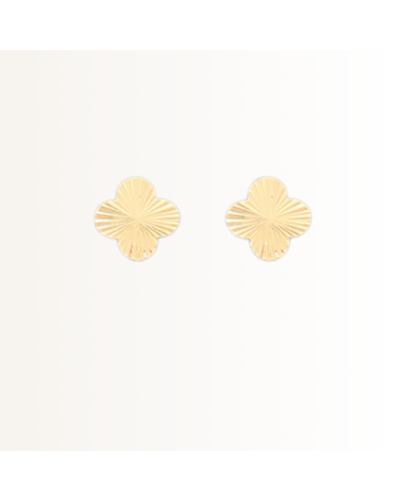 Initial Styles Ribbed Clover Stud Earrings