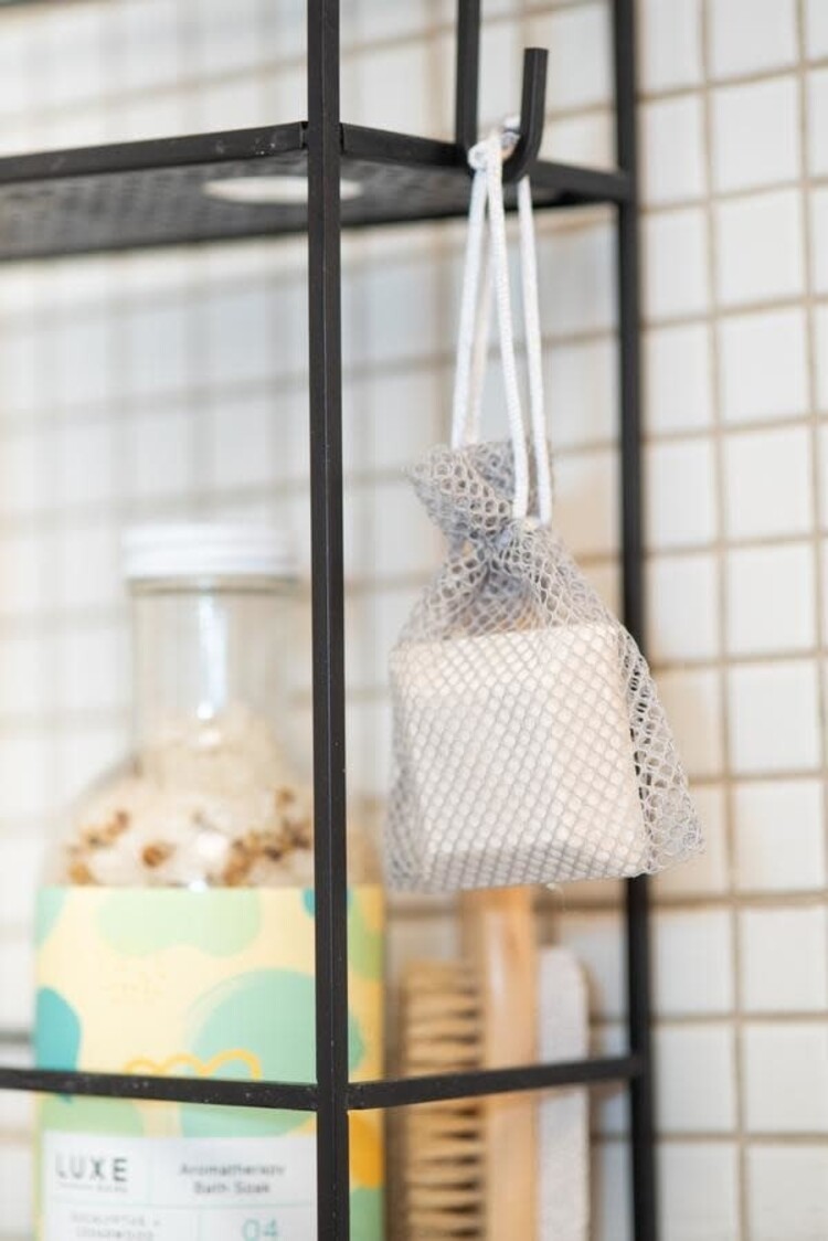 Cait & Co. Peppermint & Lemon Shower Steamer