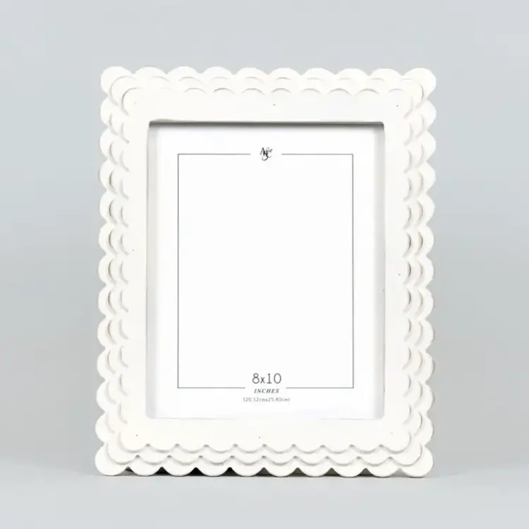 8x10" Wood Scalloped White Photo Frame