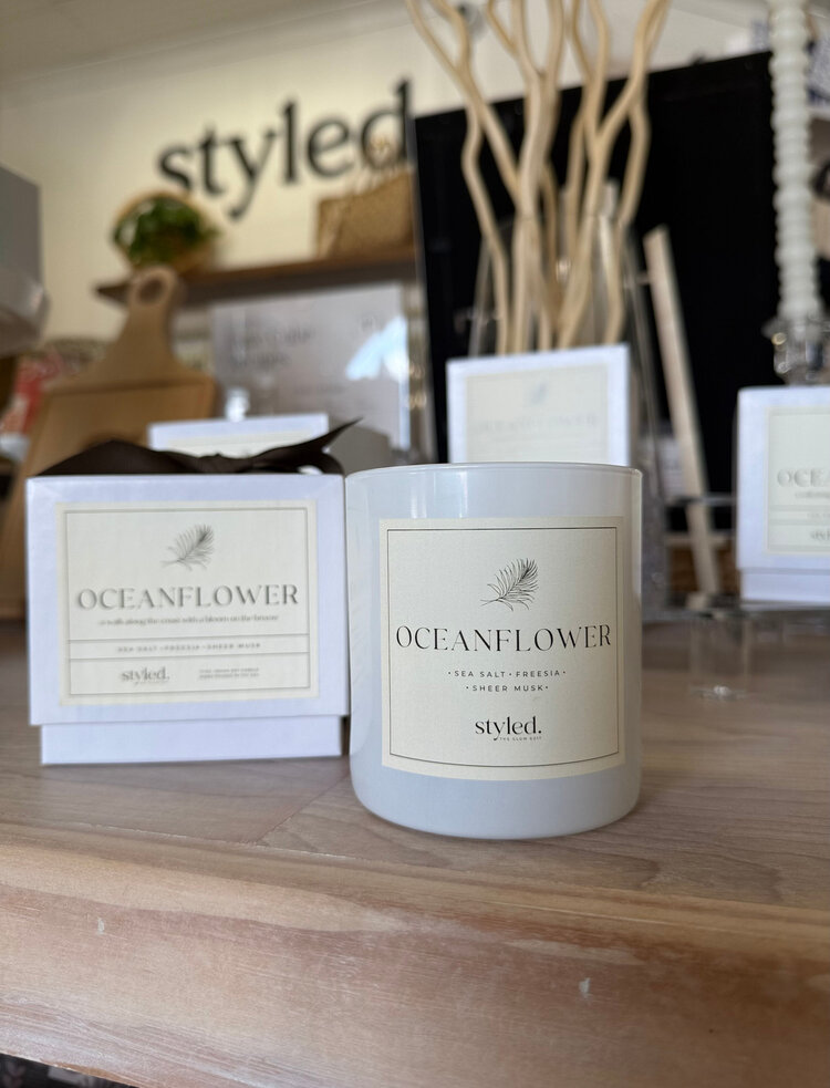 The Glow Edit by Styled Jupiter Ocean Flower 11 oz Boxed Candle