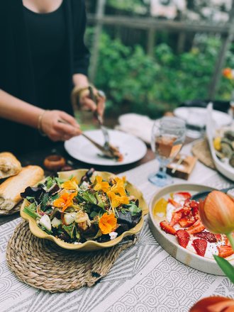 A Simple + Savory Summer Salad Recipe