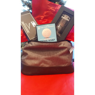 Wahl Straight Razor /Shaving Brush / Shave Soap Kit & Toiletry Bag