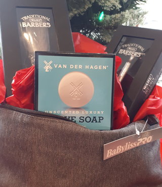 Wahl Double Edge Saftey Razor/Shaving Brush/Shave Soap/ Toiletry Bag Kit