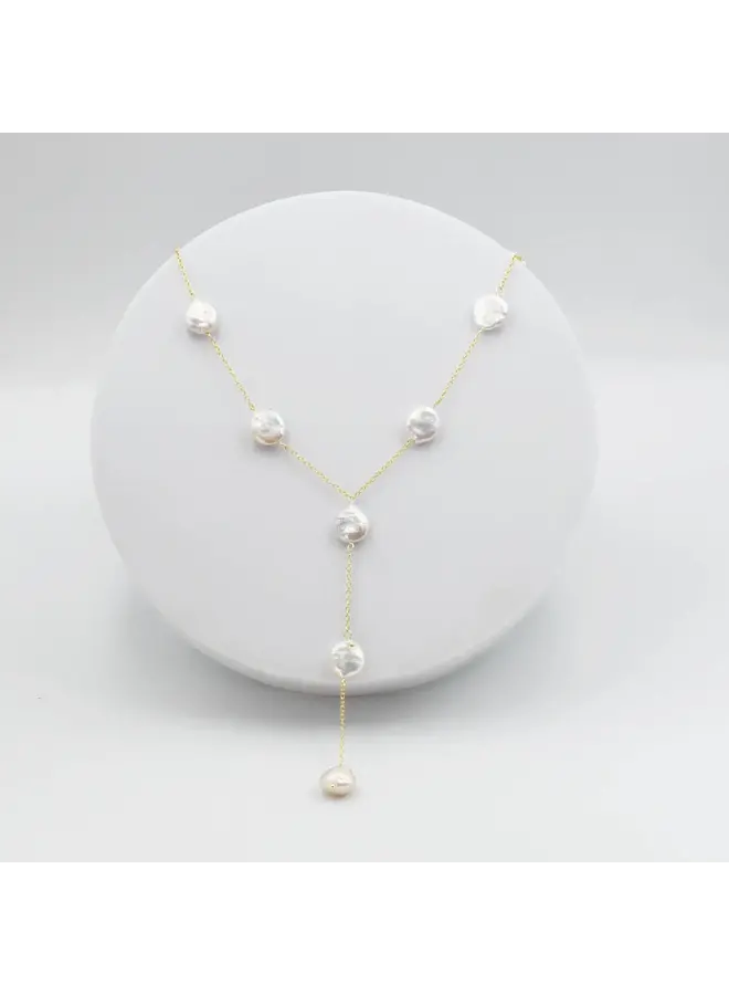 Classy Flat Pearl Necklace