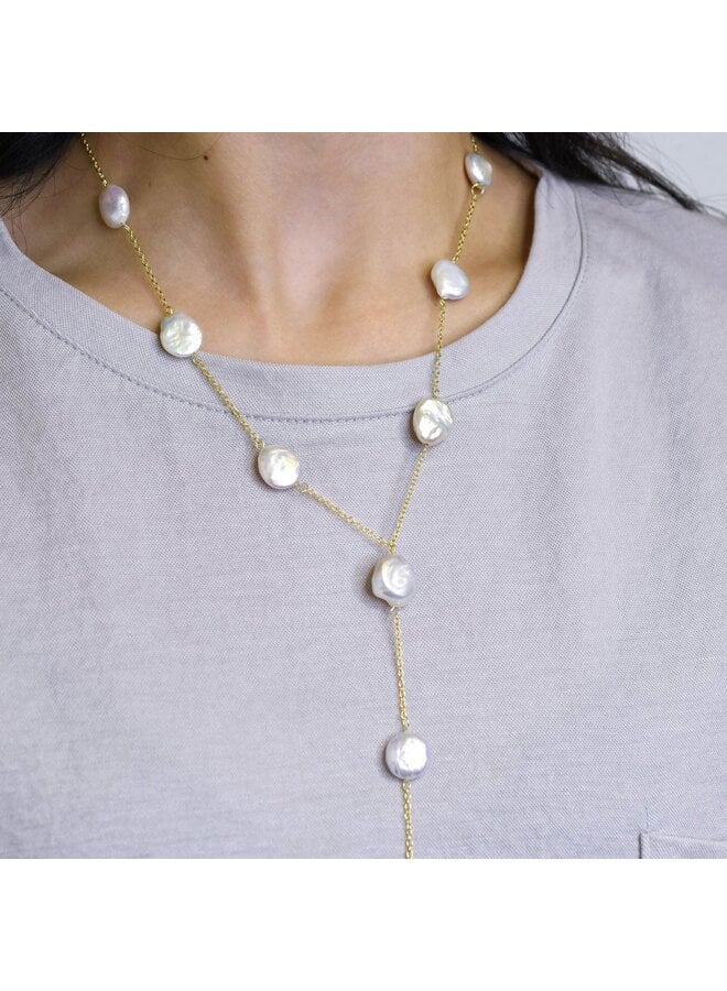 Classy Flat Pearl Necklace