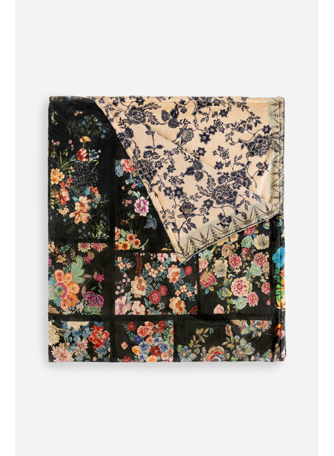 Laurel Canyon Cozy Blanket Akki