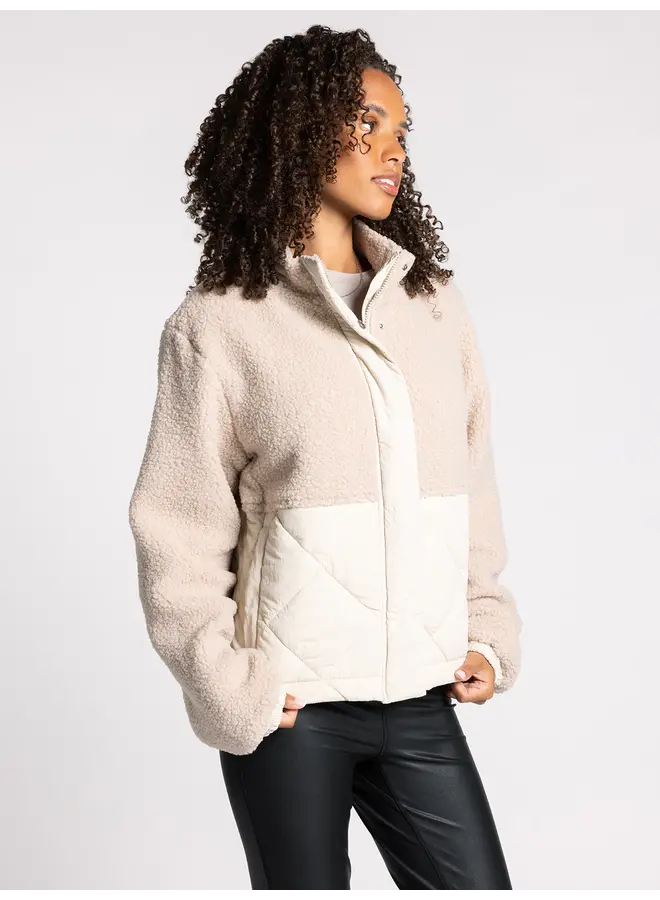 Tundra Jacket Dove