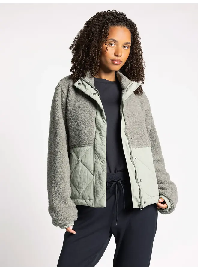 Tundra Jacket Sage Green