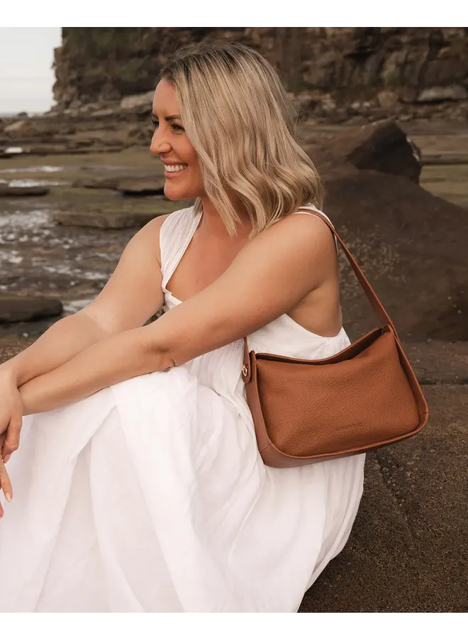 Maddie Shoulder Bag Tan