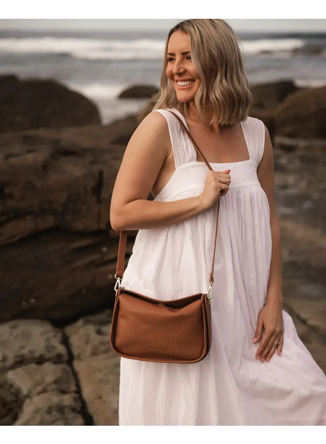 Maddie Shoulder Bag Tan