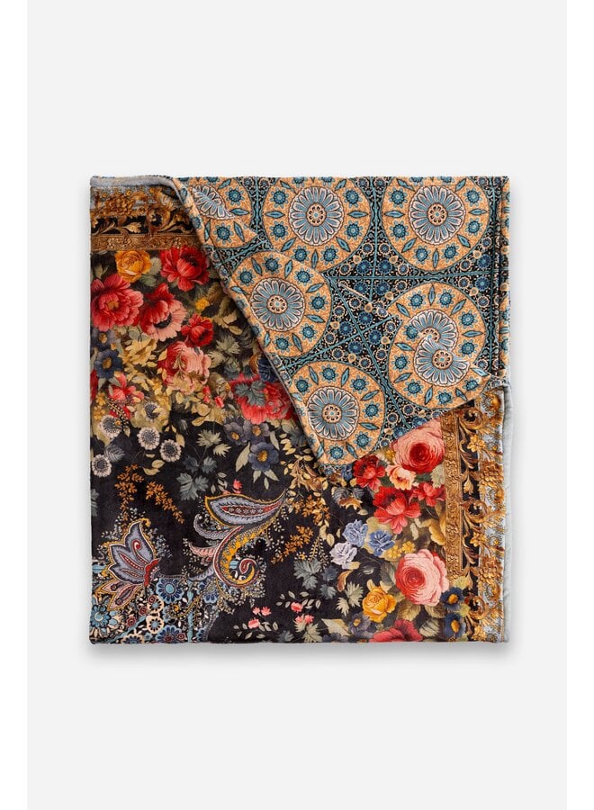 Laurel Canyon Cozy Blanket Leto