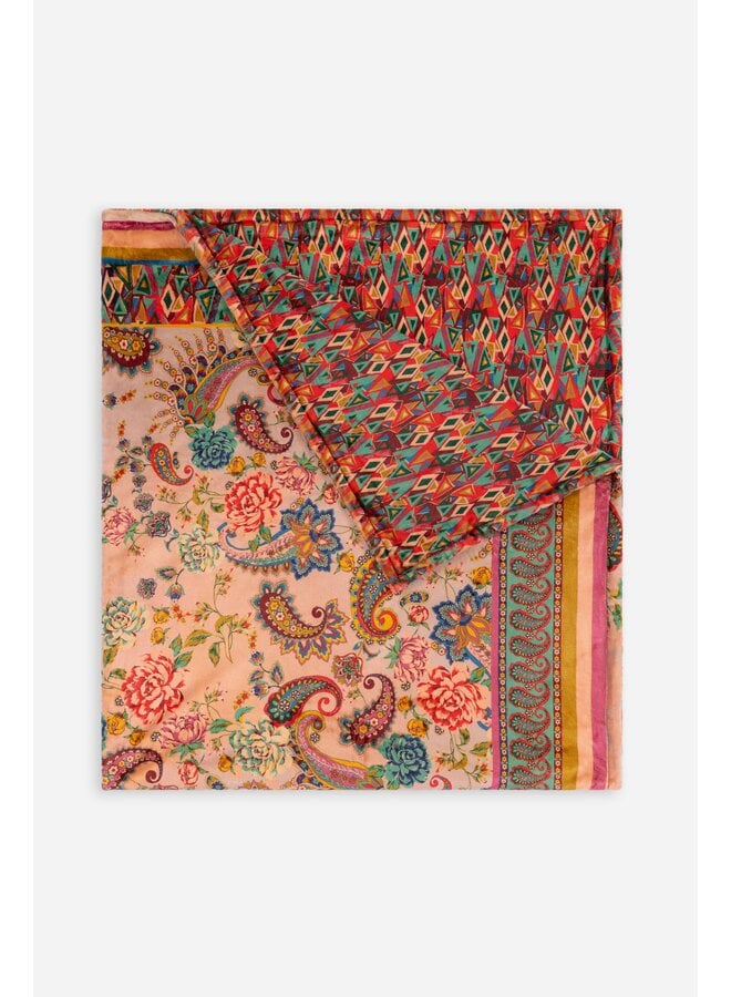 Laurel Canyon Cozy Blanket Magaly