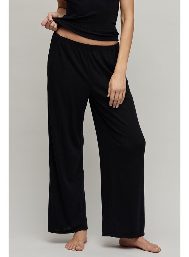 Pointelle Rib Pant with Scallop Trim Black