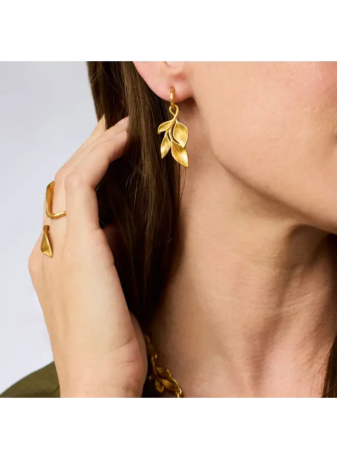 Willow Hoop & Charm Earring Gold