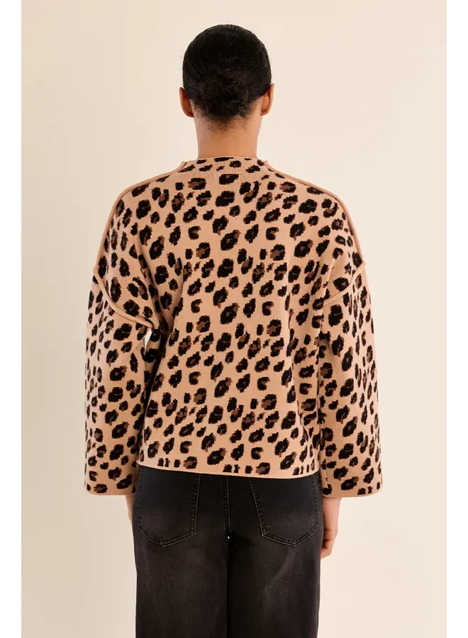 Knitted Sweater Leopard Print Camel