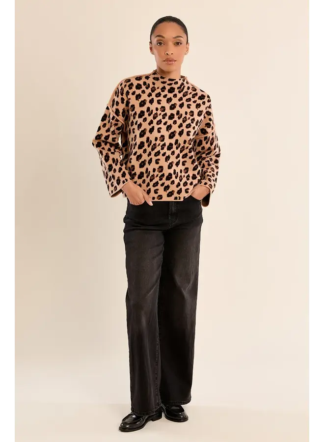 Knitted Sweater Leopard Print Camel