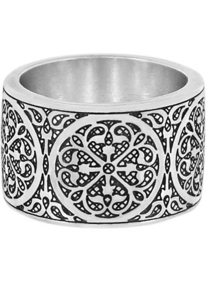 Ferrara Ring