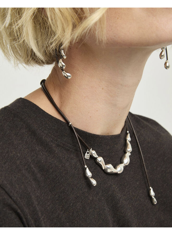Anima Leather Necklace w/ Intertwined Drops Silver