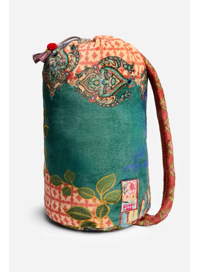 Laurel Canyon Cozy Blanket Amira