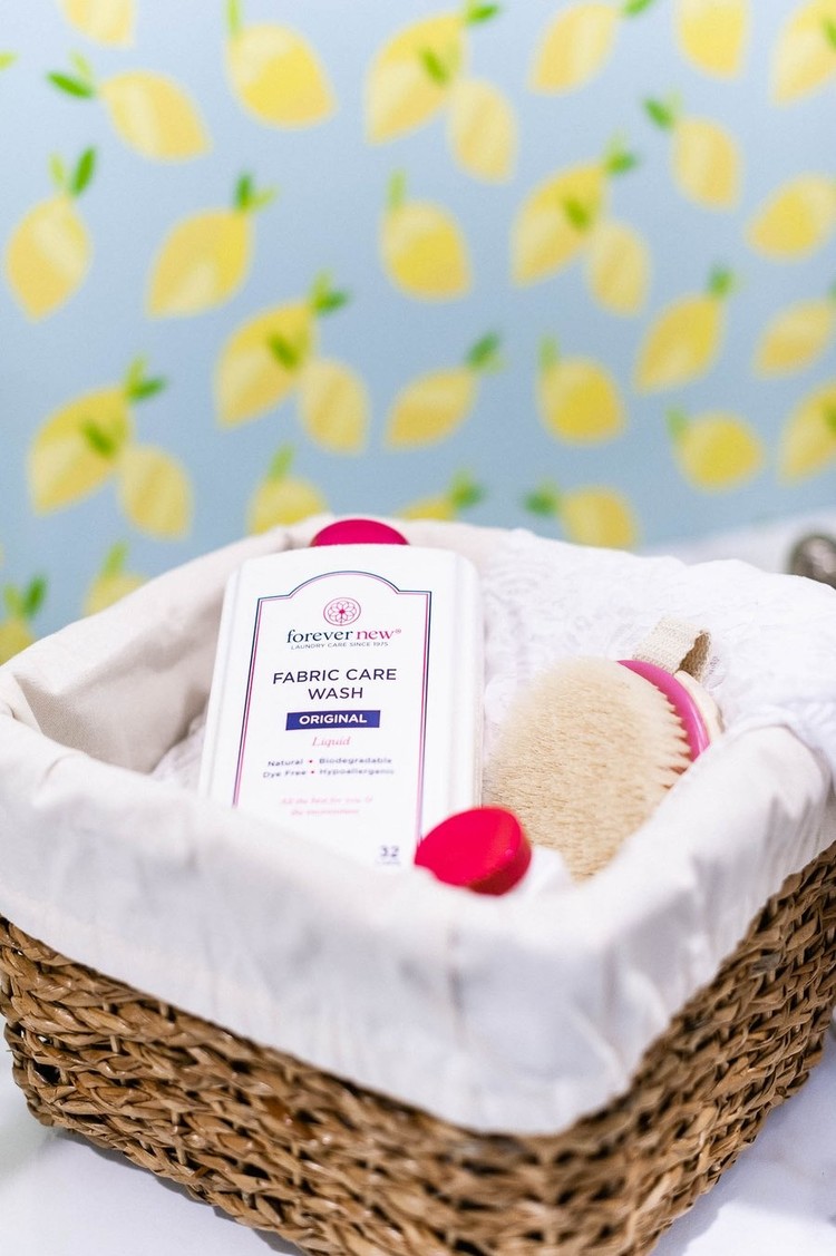Forever New Liquid Original Scent Fabric Wash - 32 oz
