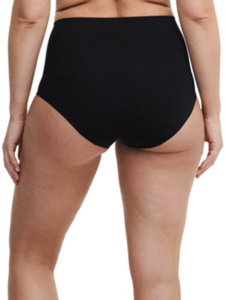 Chantelle Smooth Comfort High Waisted Brief Black (11)