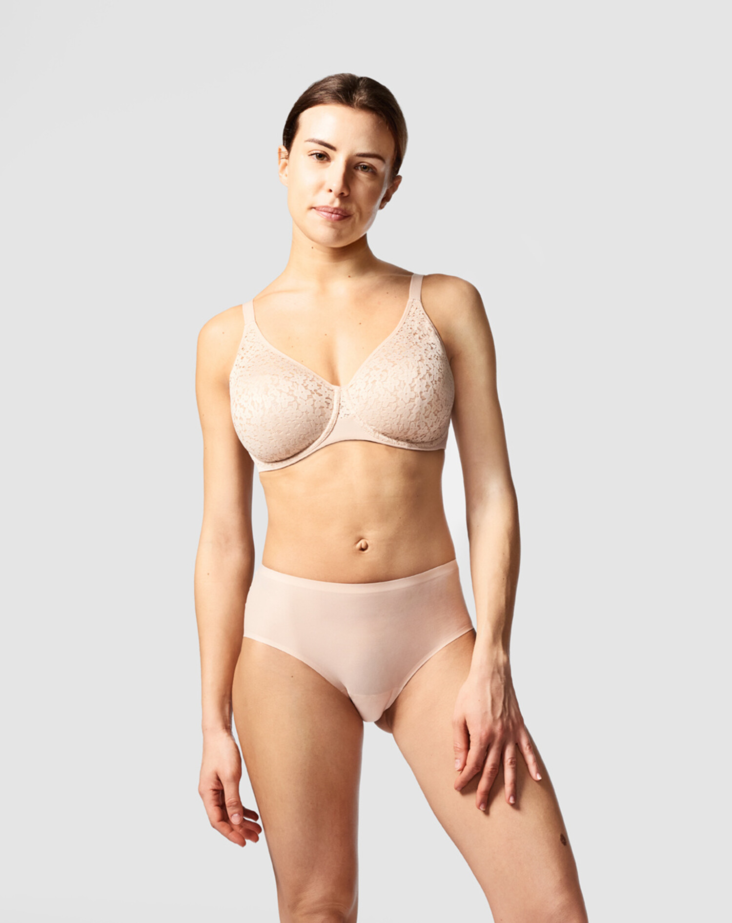 Chantelle Easy Feel Norah Bra Covering Full Cup Underwired Bras Lingerie at   Women's Clothing store