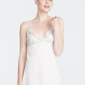 Rya Charming Chemise in Ivory