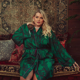 Satin Short Robe - Emerald Damask/Magenta