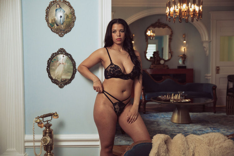 Strappy Thong - Black 3D Floral