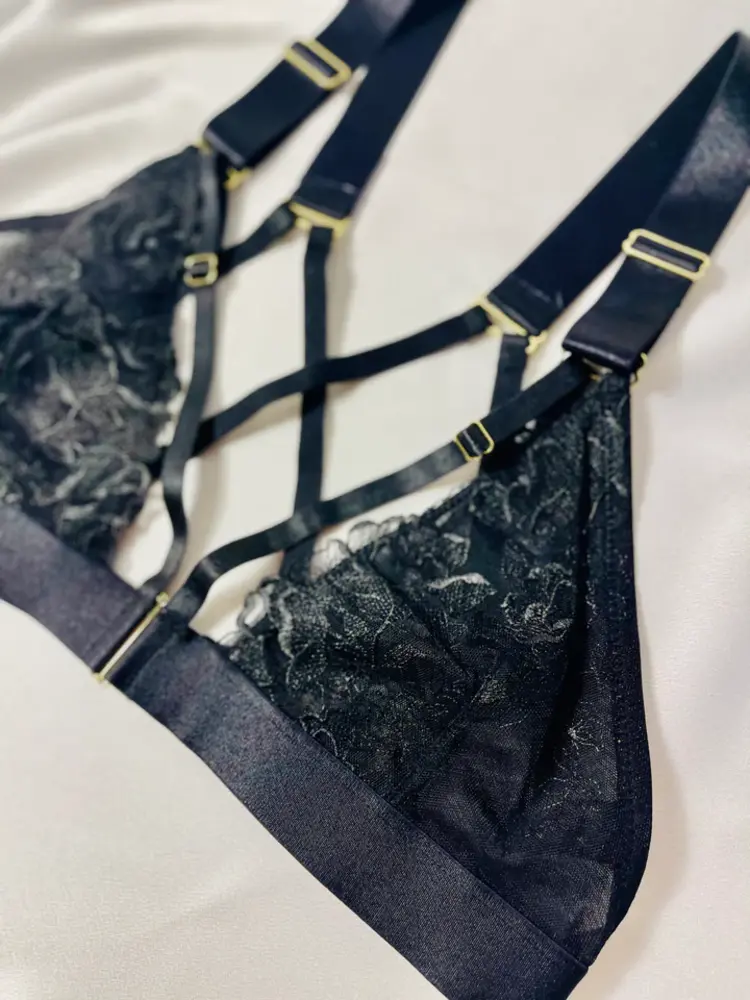 Embroidered Triangle Bralette - Black