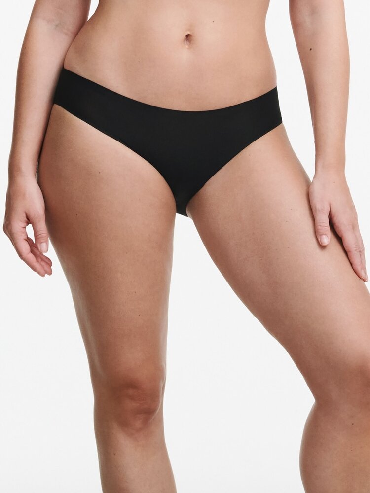 Chantelle Soft Stretch Seamless Regular Rise Thong - Black (11)
